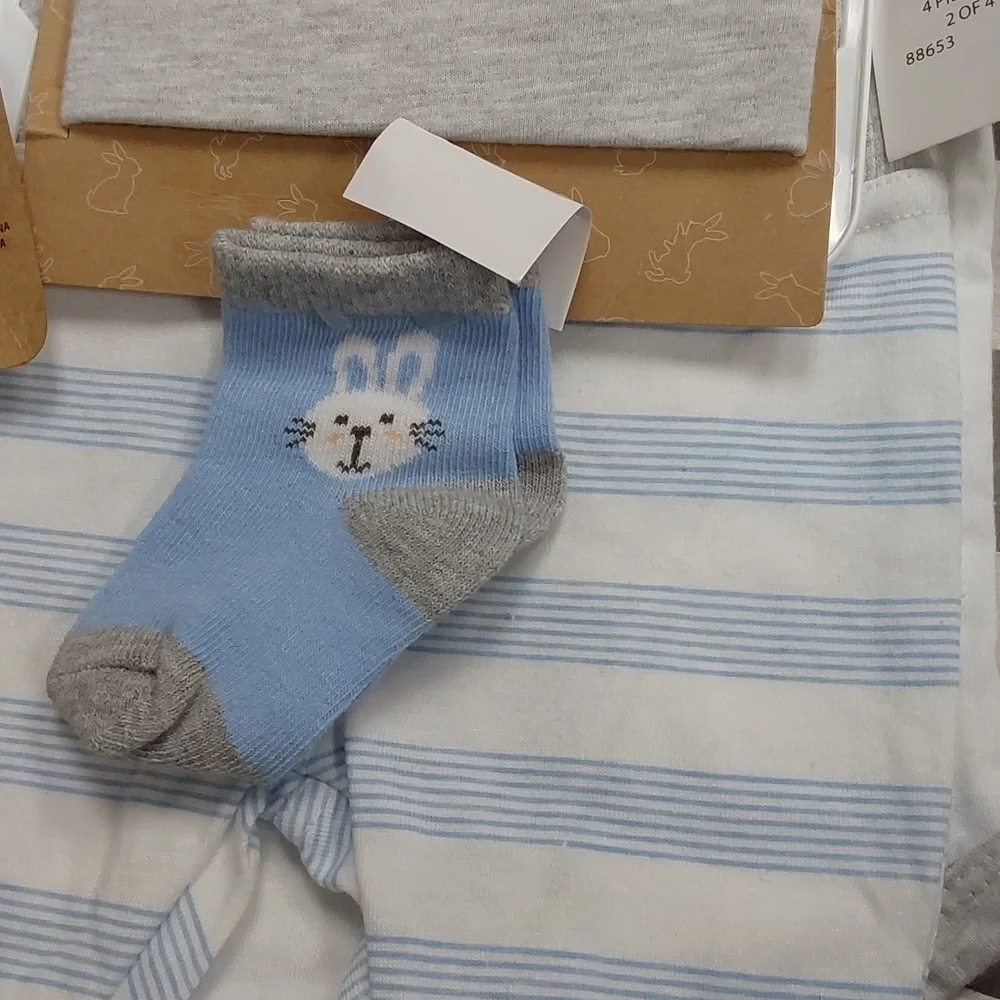 4‑Piece Bunny Baby Outfit Set – Onesie, Pants, Socks & Hat | 3 Months